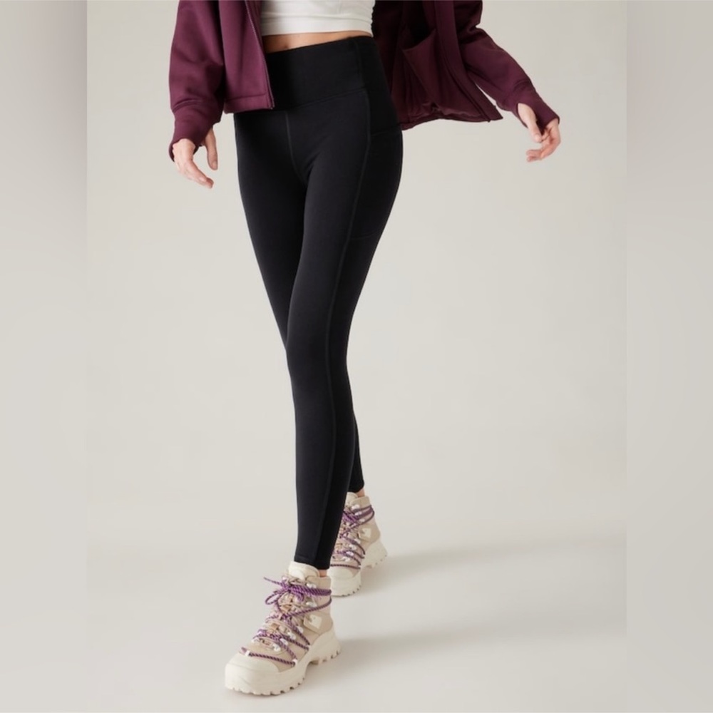 Athleta Altitude Stash Tight In Polartec Powerstretch, Small, Black